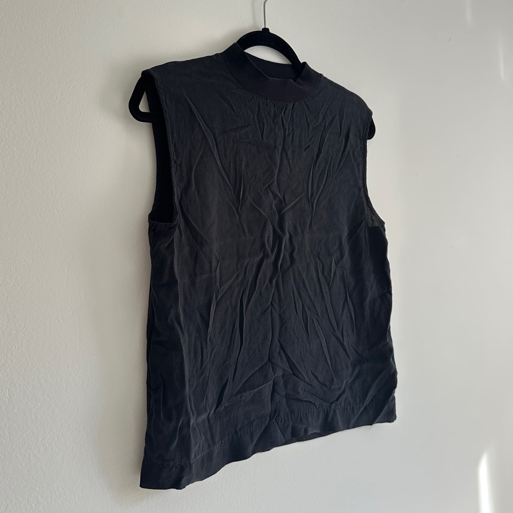 Zara W&B Collection Sleeveless Mock-Neck Black Top size Medium